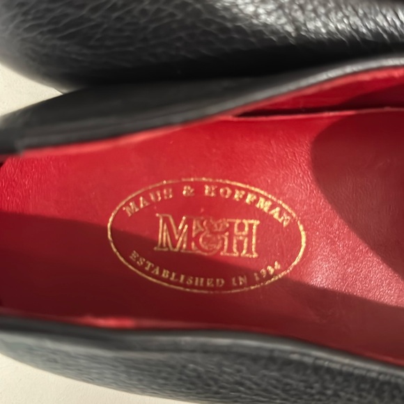 Black 10 1/2 Maus & Hoffman loafers. - Picture 2 of 3